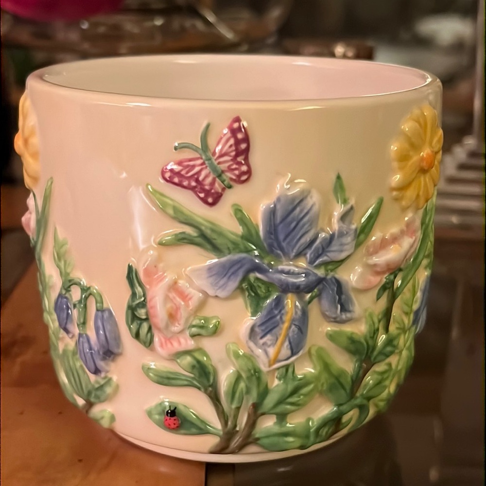 Harry & David Ceramic Floral Butterfly Planter Pot